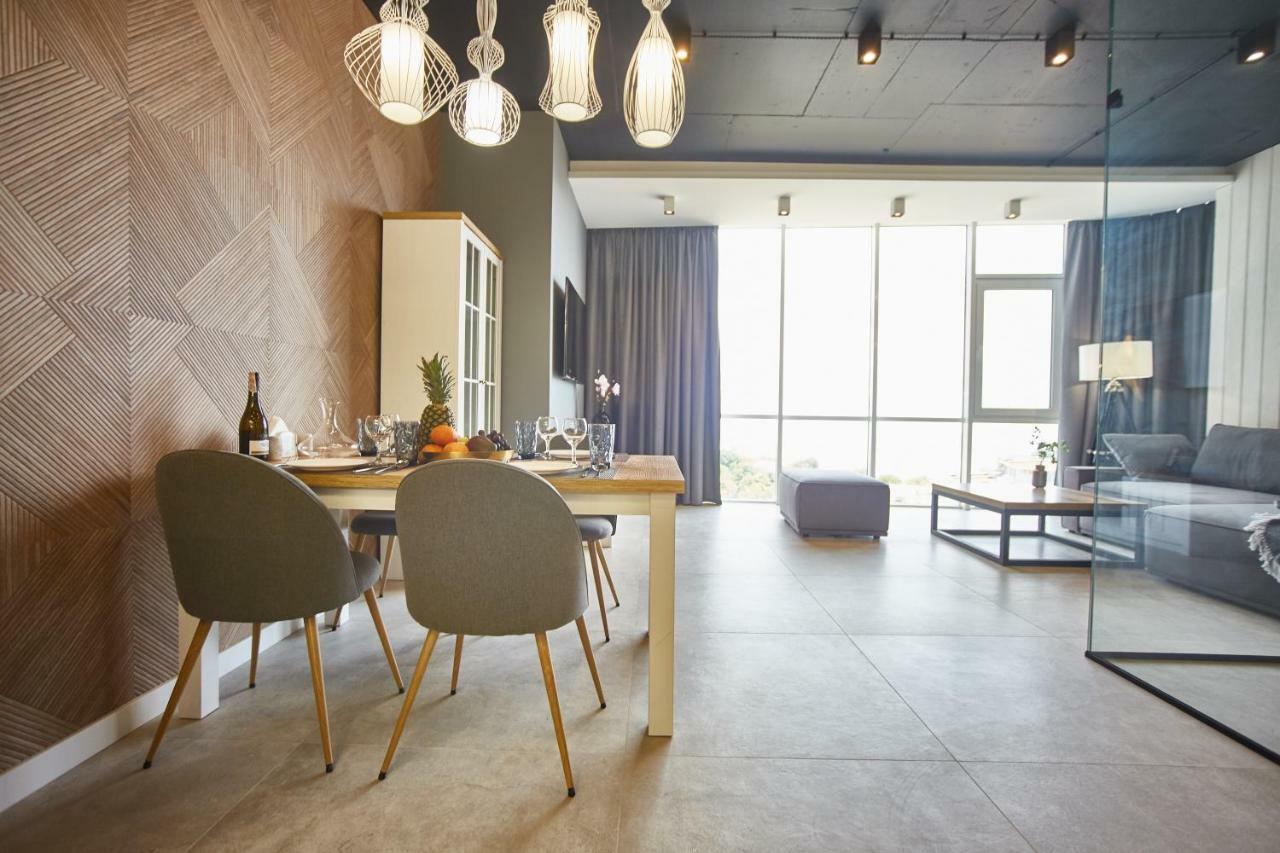 Gagarin Plaza Luxury Sea View Apartments Odessa Extérieur photo