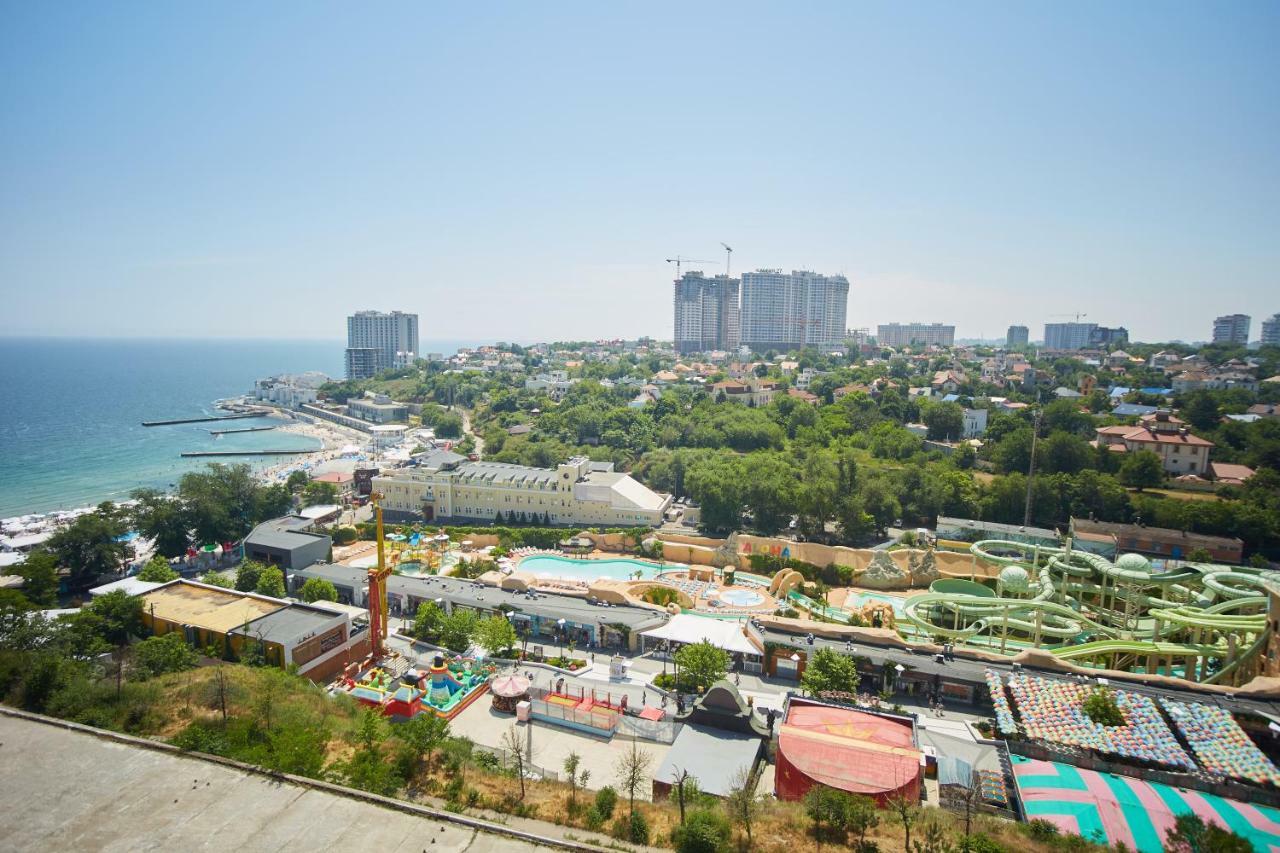 Gagarin Plaza Luxury Sea View Apartments Odessa Extérieur photo