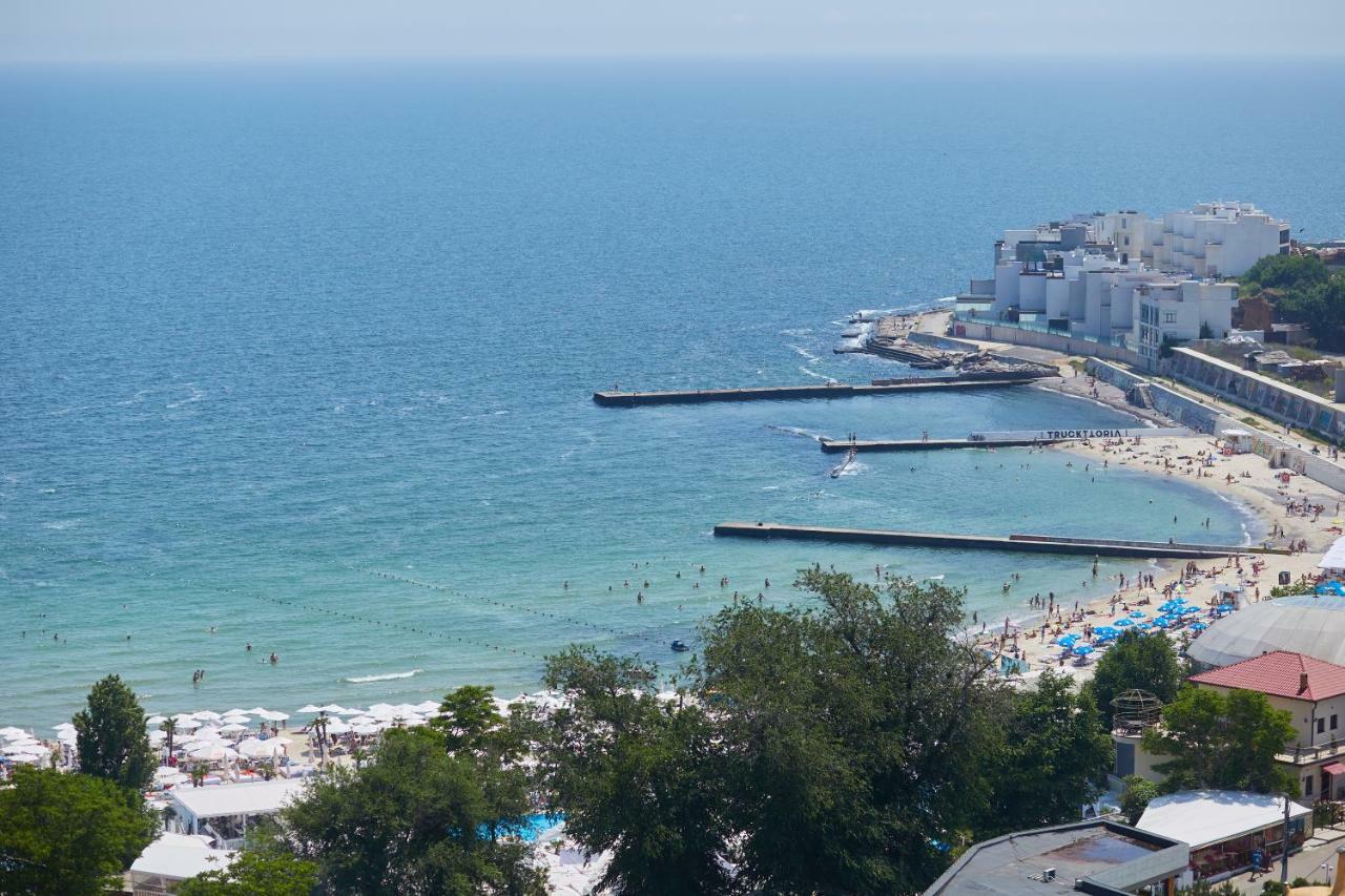 Gagarin Plaza Luxury Sea View Apartments Odessa Extérieur photo