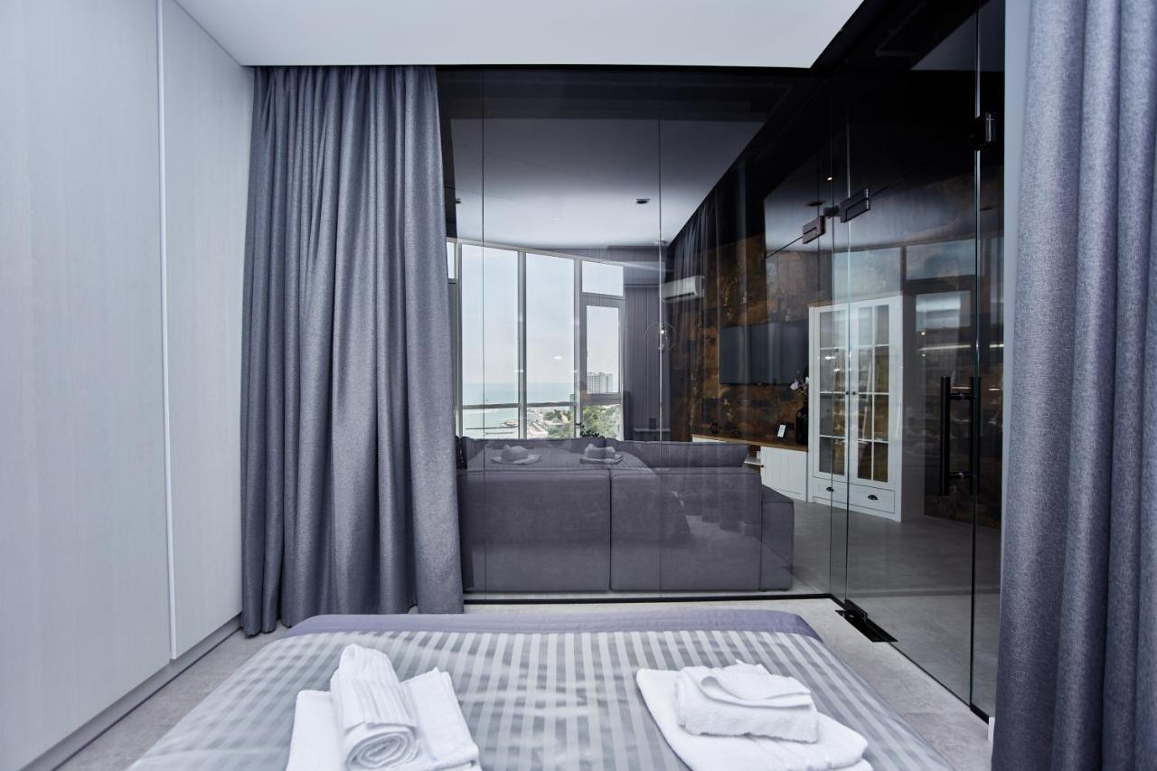 Gagarin Plaza Luxury Sea View Apartments Odessa Extérieur photo