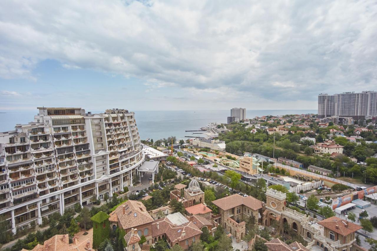 Gagarin Plaza Luxury Sea View Apartments Odessa Extérieur photo