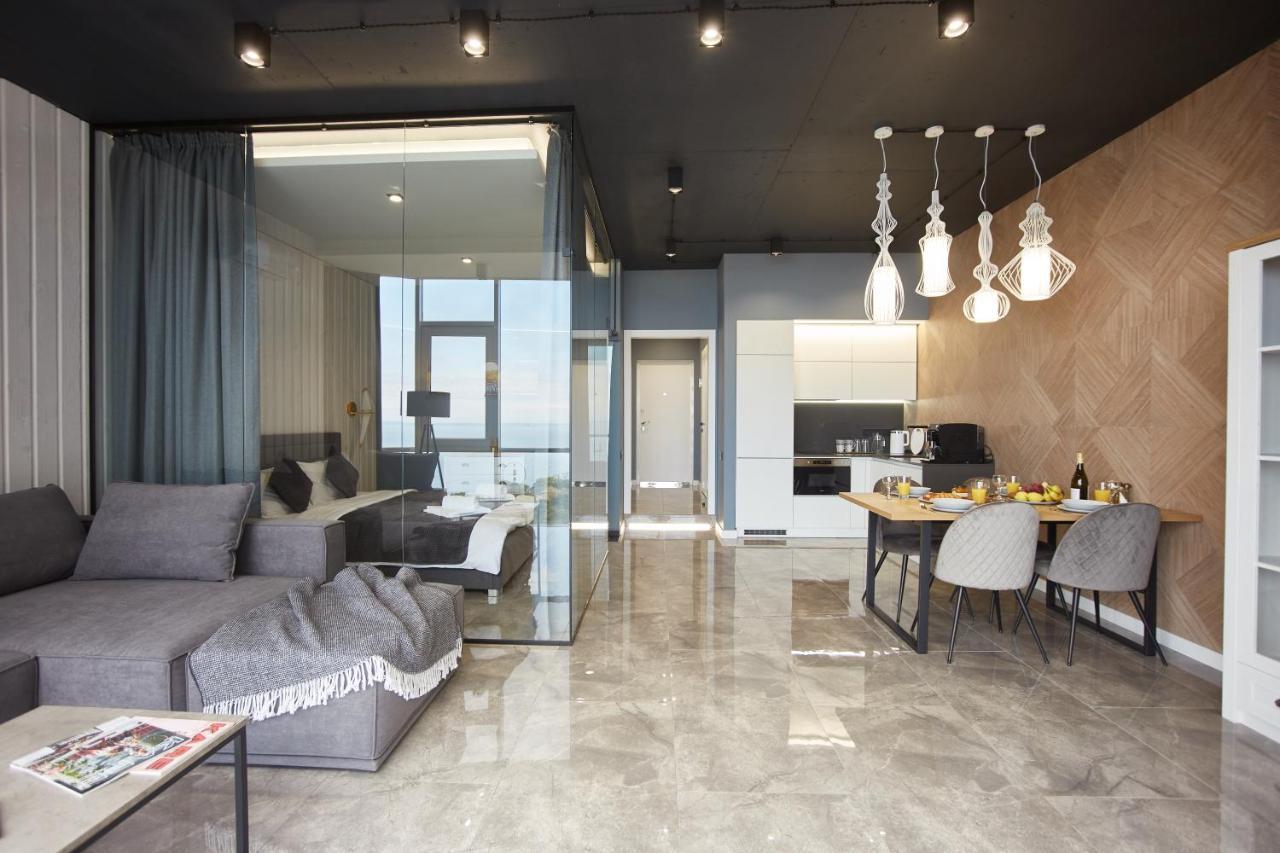 Gagarin Plaza Luxury Sea View Apartments Odessa Extérieur photo